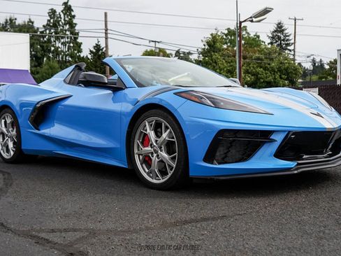 Used 2021 Chevrolet Corvette Stingray Premium Conv w/ Z51 Performance Package RWD image 12