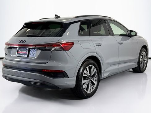 Used 2025 Audi Q4 e-tron Premium Plus w/ Premium Plus image 5