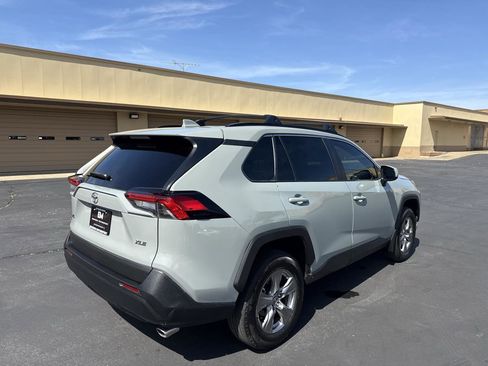 Used 2023 Toyota RAV4 XLE FWD image 7