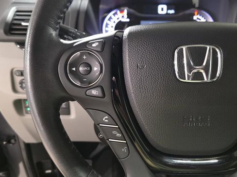Used 2017 Honda Ridgeline RTL-E image 15