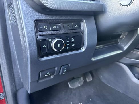 Used 2024 Ford F350 Platinum w/ FX4 Off-Road Package image 20