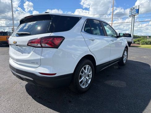 Used 2024 Chevrolet Equinox LT AWD/4WD image 8