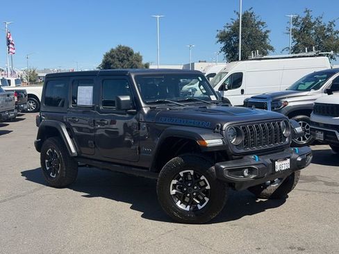 Used 2024 Jeep Wrangler Unlimited Rubicon 4xe AWD/4WD image 2