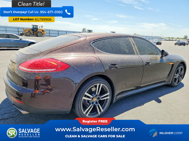 Used 2014 Porsche Panamera RWD image 4
