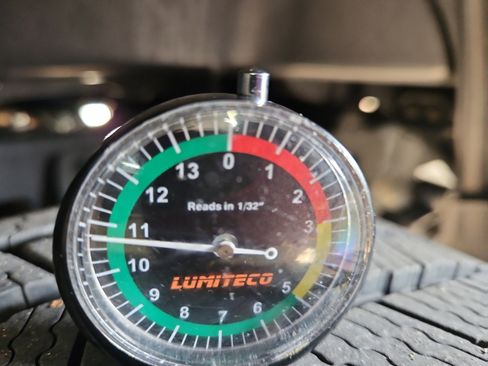 Used 2021 Toyota Tacoma TRD Off-Road w/ TRD Premium Off Road Package image 29