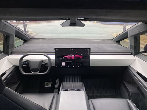 Used 2024 Tesla Cybertruck Cyberbeast image 22