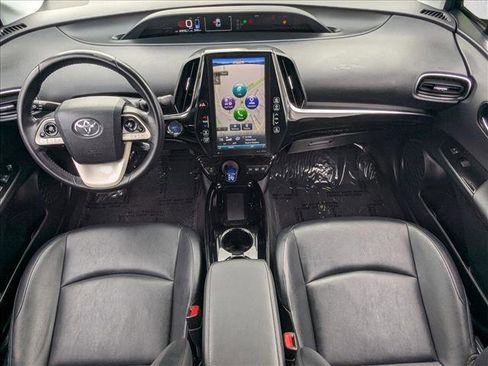 Used 2019 Toyota Prius Prime Premium image 19