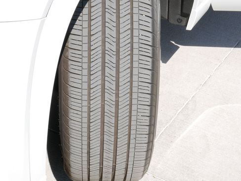 Certified 2025 Lexus TX 350 FWD w/ Convenience Package image 33