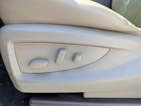 Used 2018 GMC Sierra 1500 SLT image 11