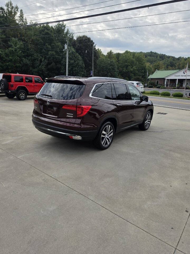 Used 2017 Honda Pilot Touring image 5