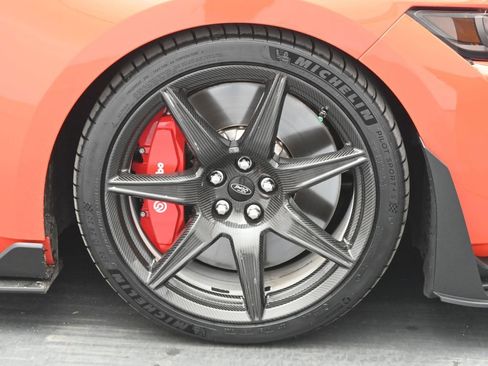 Used 2022 Ford Mustang Shelby GT500 w/ Carbon Fiber Track Pack image 22