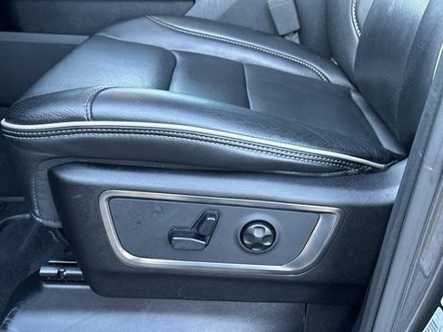 Used 2019 RAM 1500 Limited image 11