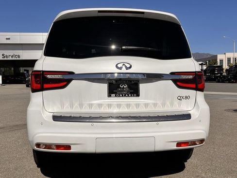 Certified 2022 INFINITI QX80 Luxe w/ Cargo Package image 6