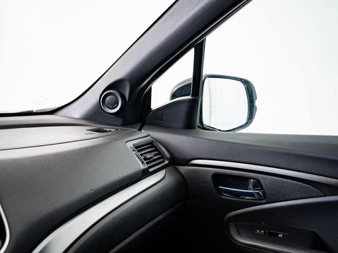 Used 2019 Honda Passport EX-L image 32