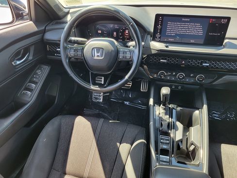 Used 2024 Honda Accord Sport image 11