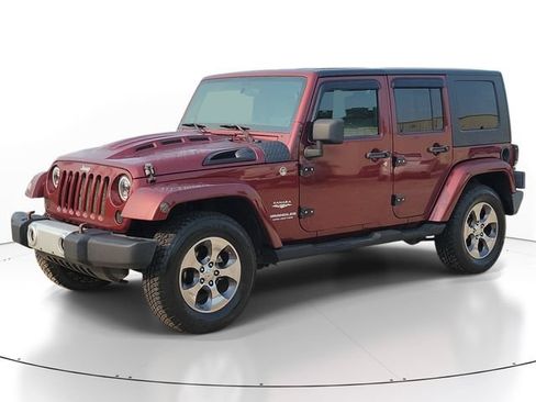Used 2009 Jeep Wrangler Unlimited Sahara w/ Dual Top Group AWD/4WD image 2