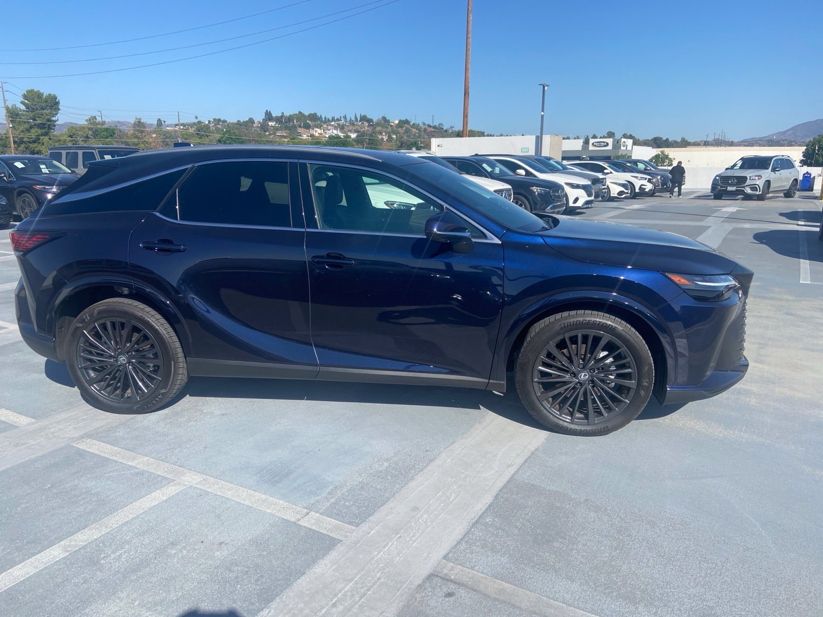 Used 2026 Lexus RX 350h w/ Convenience Package AWD/4WD image 5
