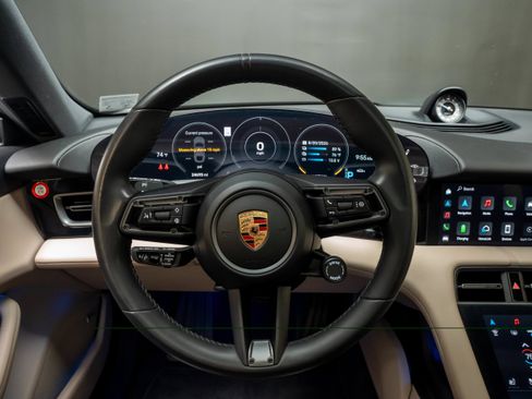 Certified 2024 Porsche Taycan 4S AWD/4WD image 17