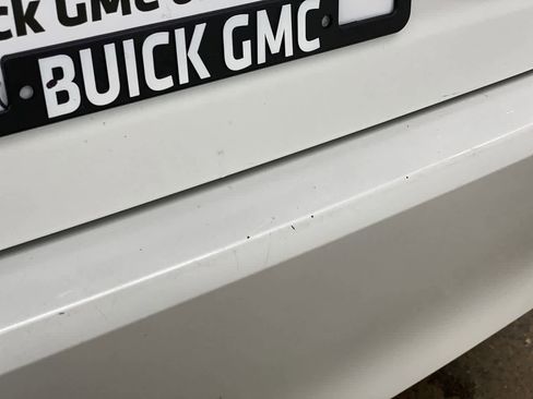 Used 2022 Toyota Avalon XLE image 34