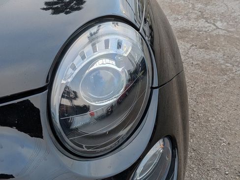 Used 2017 FIAT 500 e w/ Esport Package image 11