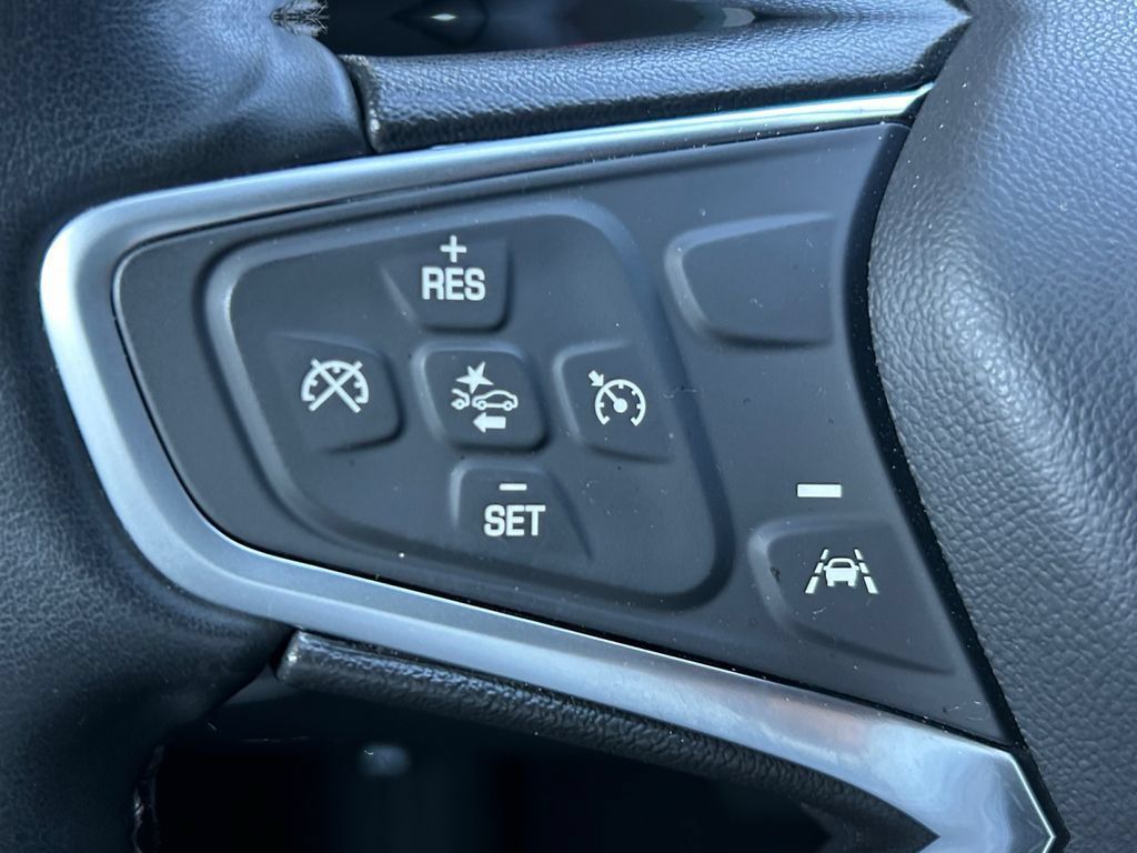 Used 2023 Chevrolet Equinox LT FWD image 38