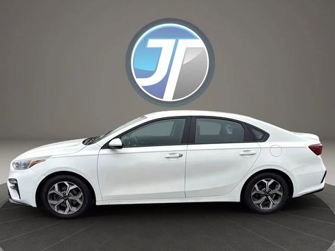 Used 2021 Kia Forte LXS FWD image 6