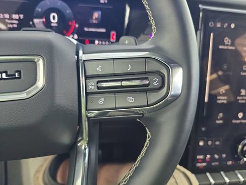Certified 2026 GMC Acadia Denali w/ Super Cruise Package AWD/4WD image 19
