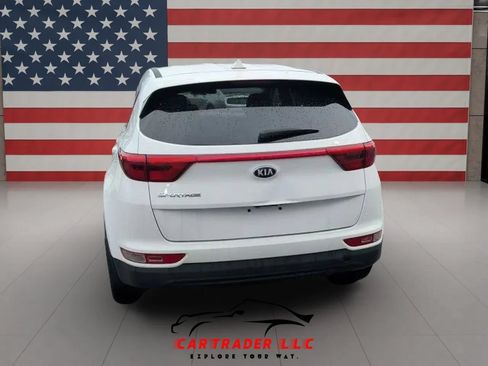 Used 2018 Kia Sportage LX AWD/4WD image 5