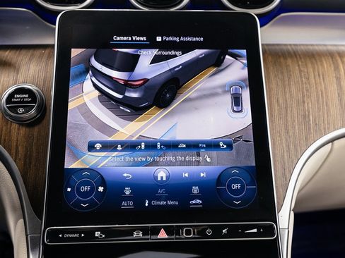 Used 2024 Mercedes-Benz GLC 300 GLC 300 w/ Driver Assistance Package image 22