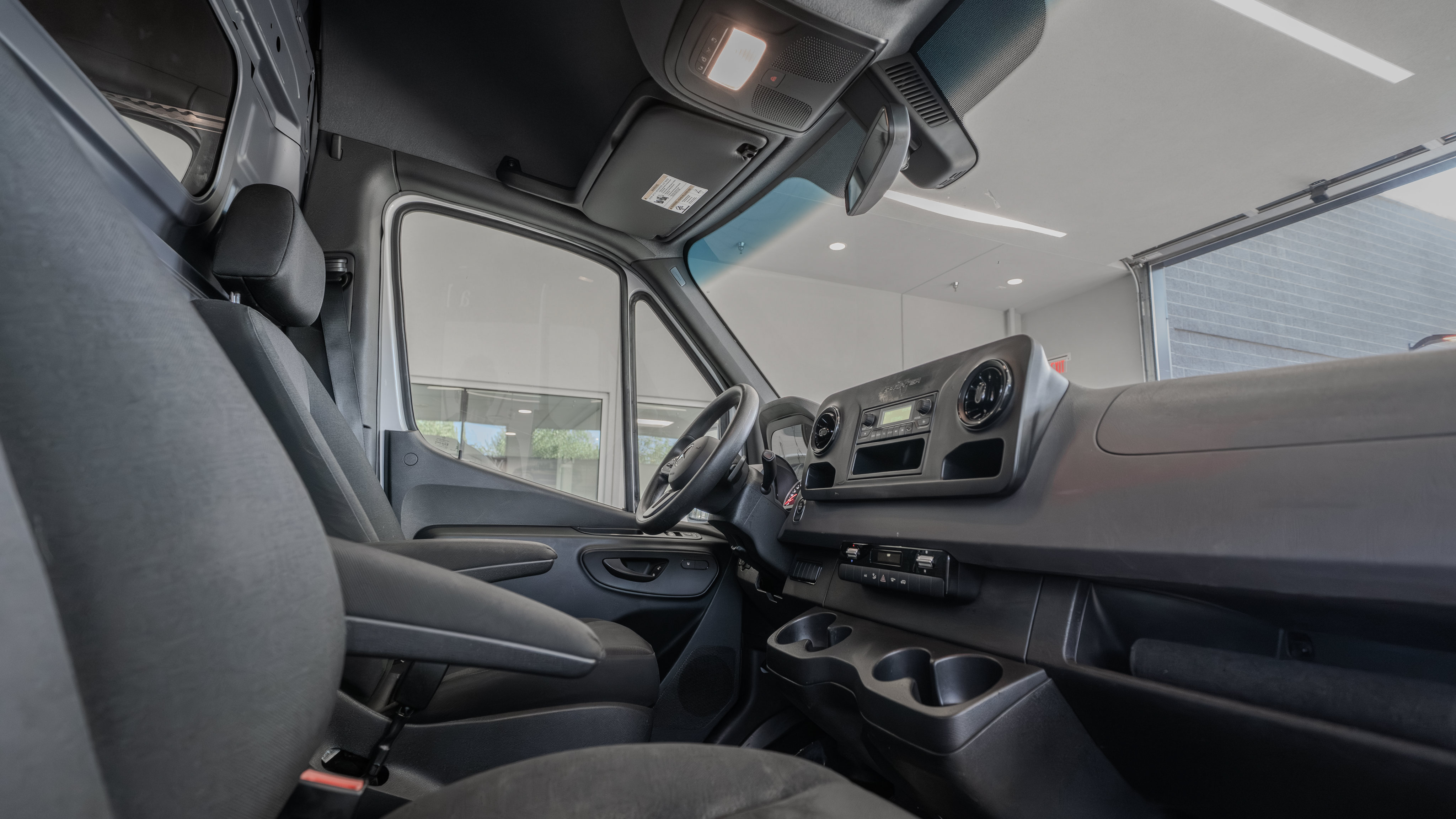 Used 2024 Mercedes-Benz Sprinter 2500 image 16
