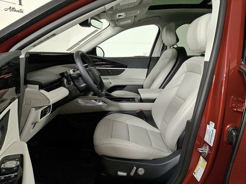 Used 2026 Lincoln Nautilus Reserve w/ Jet Appearance Package AWD/4WD image 12