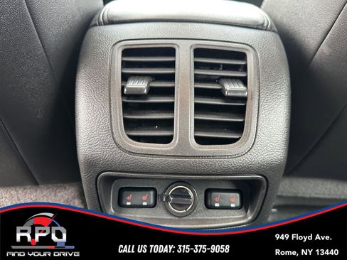 Used 2018 Ford Taurus Limited image 31