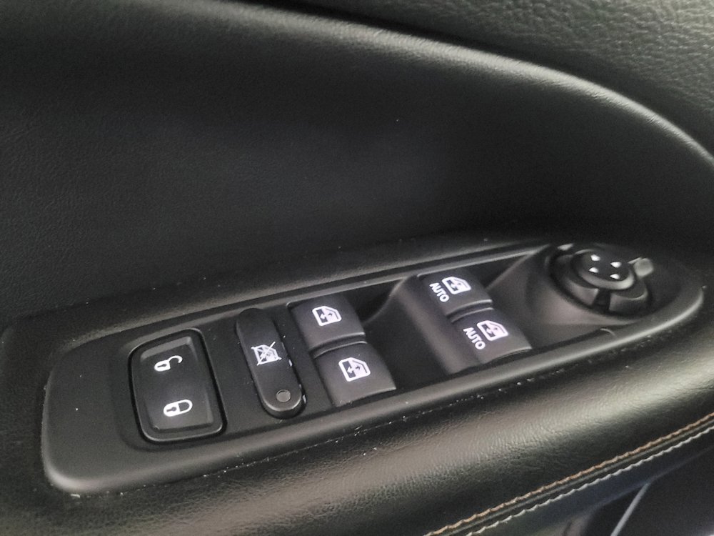 Used 2021 Jeep Compass Latitude w/ Sun and Sound Group FWD image 27