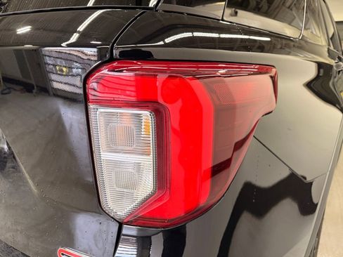 Used 2021 Ford Explorer ST w/ Equipment Group 401A image 5