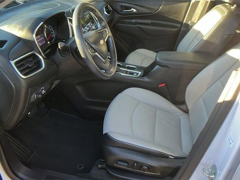 Certified 2022 Chevrolet Equinox LT image 13