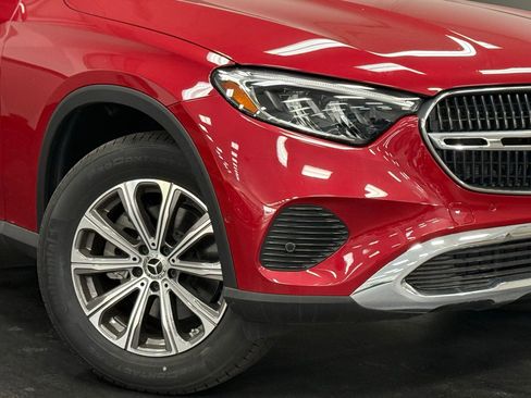 New 2025 Mercedes-Benz GLC 300 4MATIC image 4