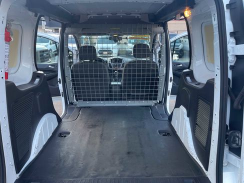 Used 2016 Ford Transit Connect XLT image 10
