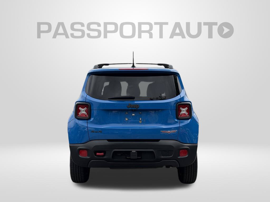 Used 2015 Jeep Renegade Trailhawk w/ Premium Leather Group AWD/4WD image 6