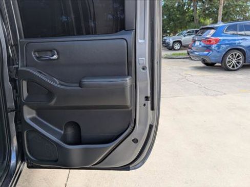 Used 2022 Nissan Frontier SV image 21