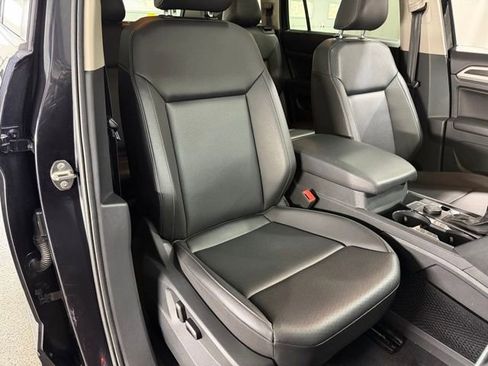 Used 2019 Volkswagen Atlas SEL R-Line image 26