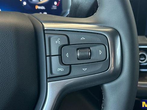 Used 2026 Chevrolet Silverado 1500 LT AWD/4WD image 32