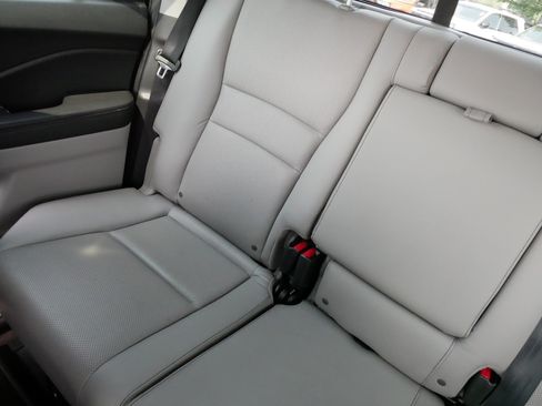Used 2023 Honda Ridgeline RTL image 12