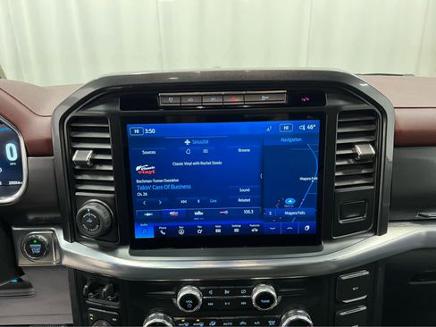 Used 2022 Ford F150 Lariat w/ Equipment Group 502A High image 26