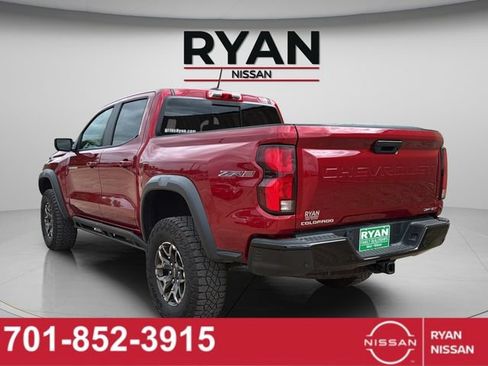 Used 2024 Chevrolet Colorado ZR2 w/ Technology Package AWD/4WD image 6