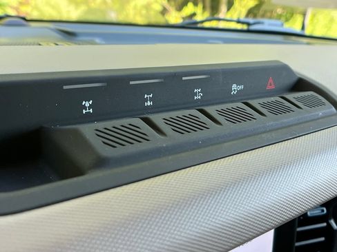 Used 2022 Ford Bronco Wildtrak AWD/4WD image 40