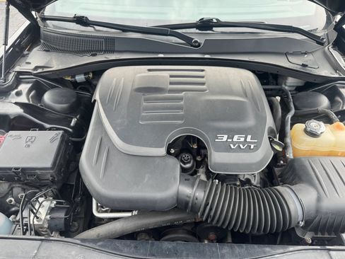 Used 2014 Chrysler 300 S w/ Light Group AWD/4WD image 6