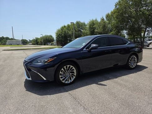 Used 2024 Lexus ES 350 Ultra Luxury w/ Accessory Package (Z1) FWD image 7