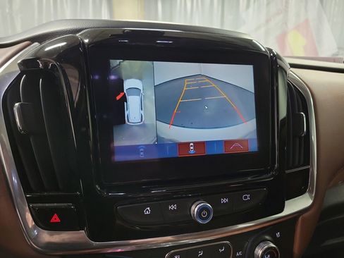 Used 2019 Chevrolet Traverse High Country image 17