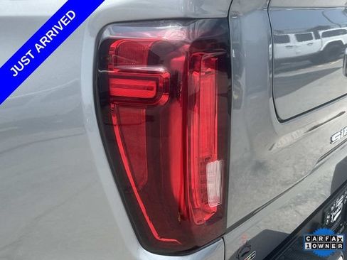 Used 2026 GMC Sierra 1500 SLT w/ SLT Premium Package AWD/4WD image 10
