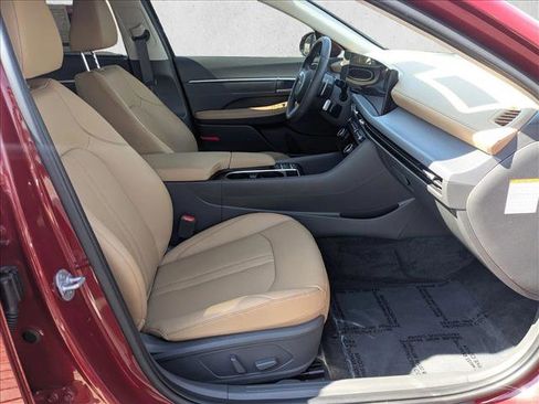 Used 2024 Hyundai Sonata Limited image 18